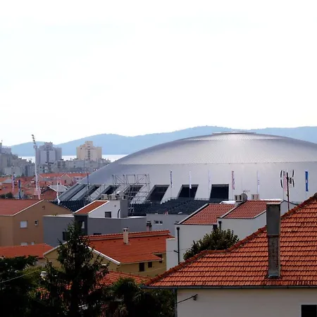 Lucija Apartment *